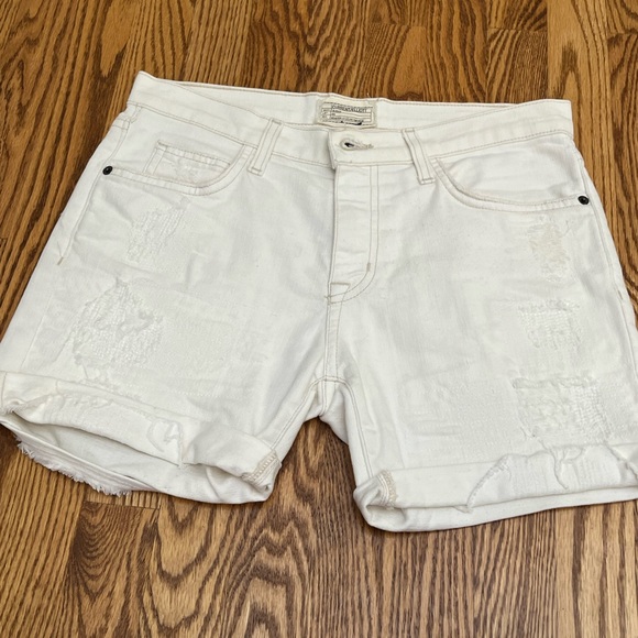 Current/Elliott Pants - Current/Elliott Size 25/0 Oversized White Denim Shorts
